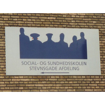 Pladefacader & skilte med reklame