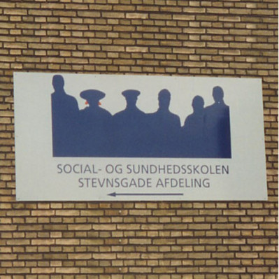 Pladefacader & skilte med reklame