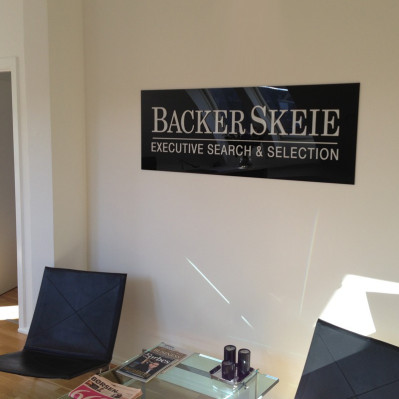 Acrylskilte med reklame logo tryk