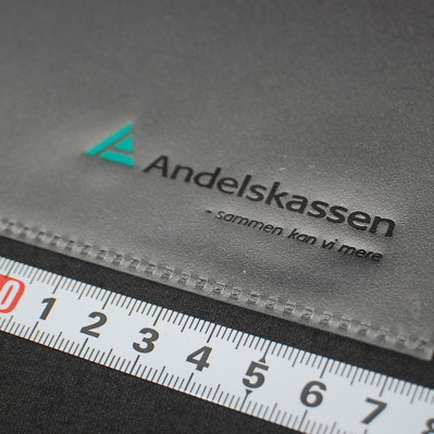 Mapper & Charteques med logo tryk