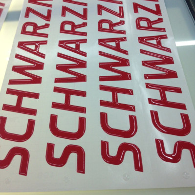 Logotops og logoplates med tryk