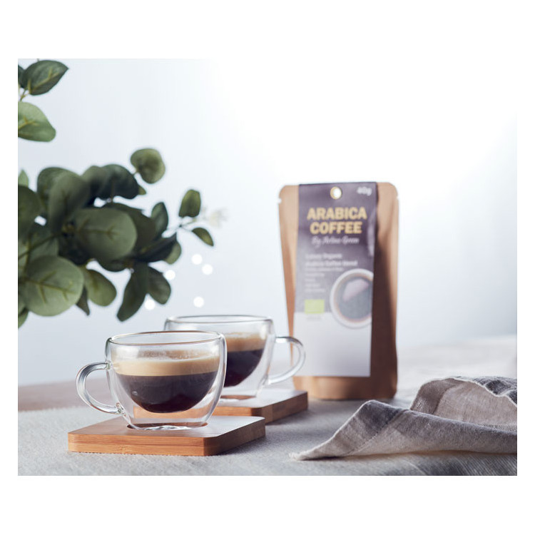Espressokopper i dobbeltvægsglas med bambusunderlag og logo og tryk